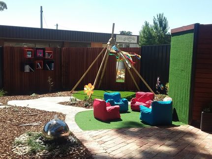 Seymour Library Sensory Area Garden 5